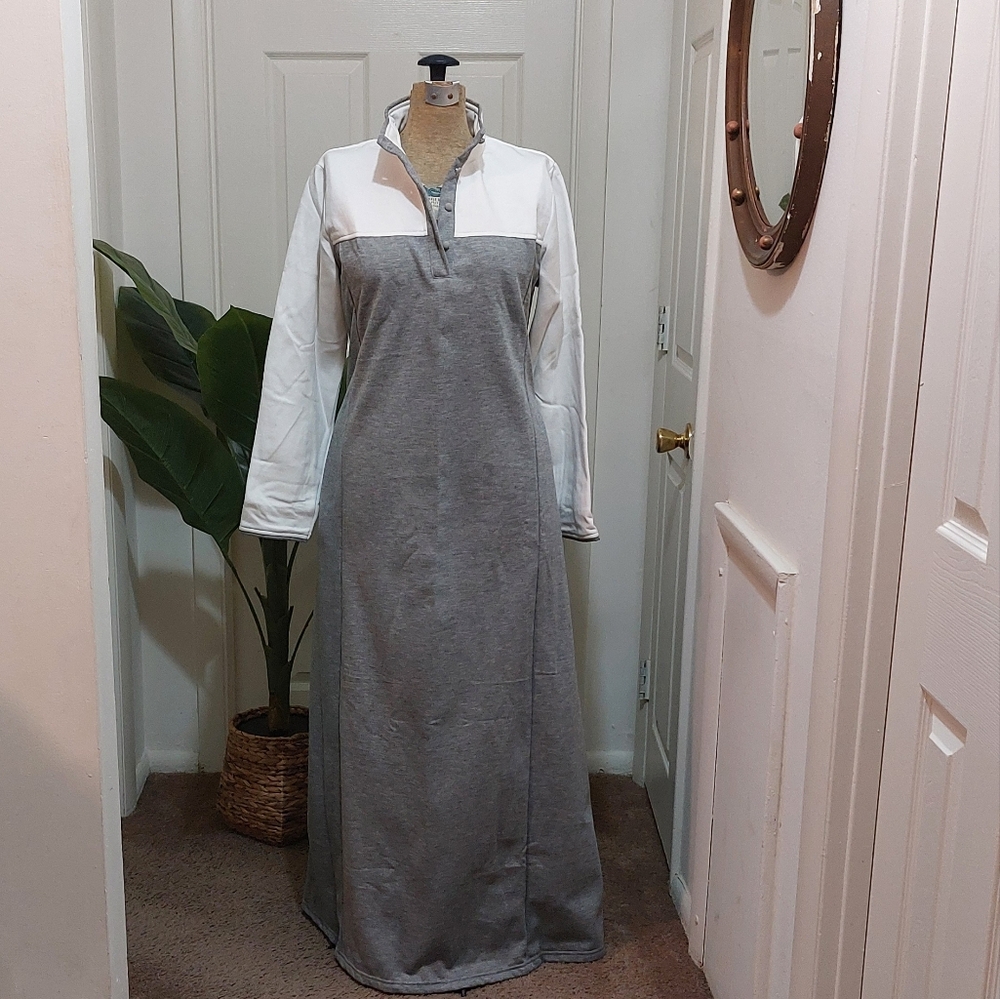 East Essence Gray and White Maxi Dress Size Large